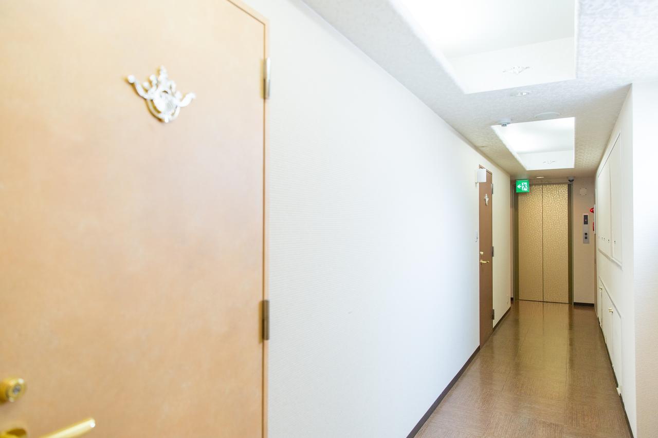Uehonmachi Plaza Hotel (Adults Only) Осака Экстерьер фото