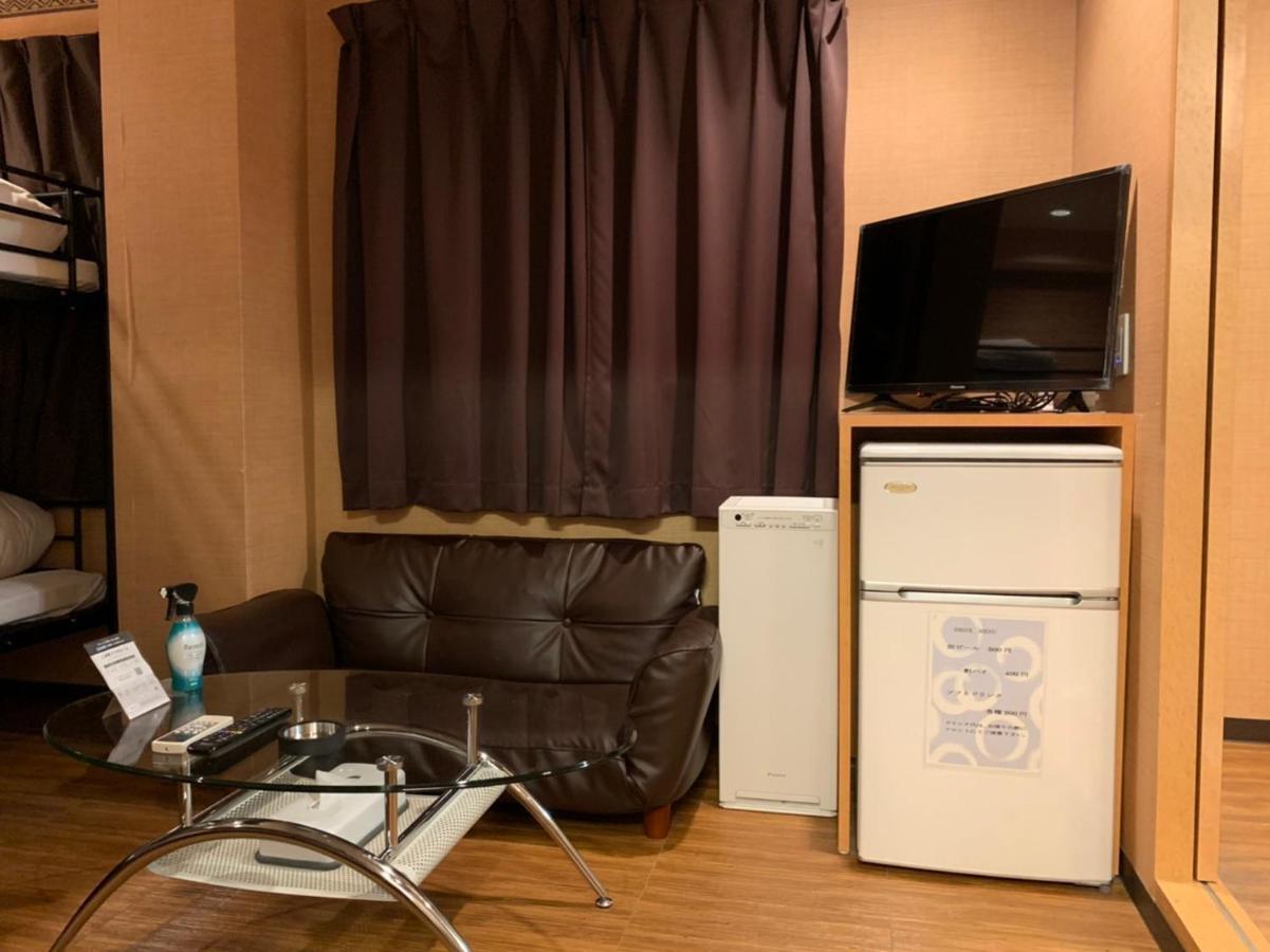 Uehonmachi Plaza Hotel (Adults Only) Осака Экстерьер фото